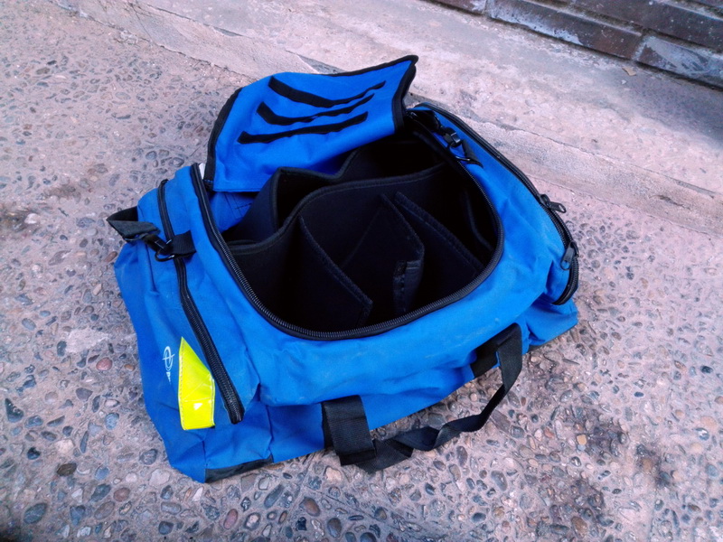 botiquin bolsa emergencia medico futbol loneta axul 24x45x35 (15eu.) 1u